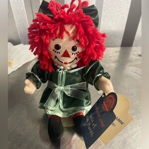 Applause Vintage Raggedy Ann December Doll of the Month in Green Dress W/ Stand